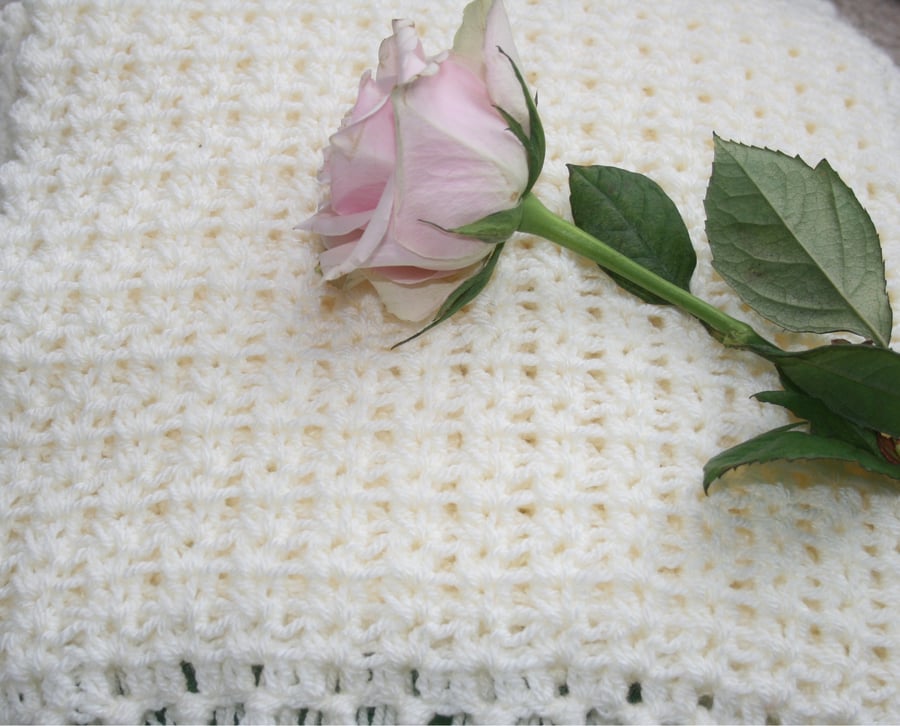  Classic Cream Shade Crocheted Scarf 