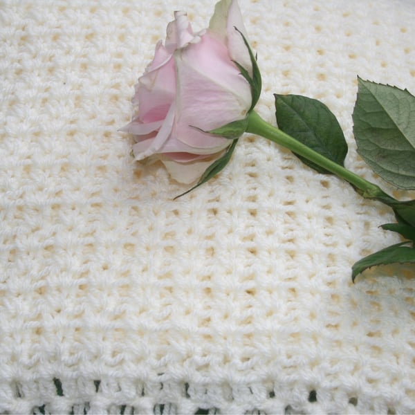  Classic Cream Shade Crocheted Scarf 