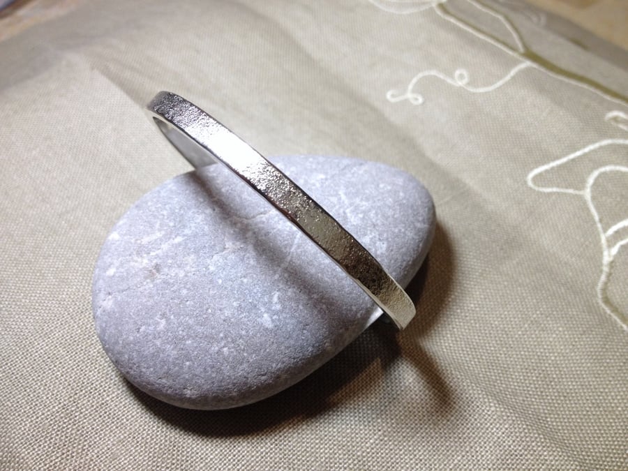 Sterling Silver Bangle. 