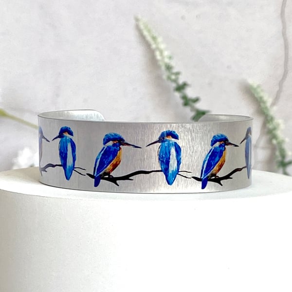 Kingfisher cuff bracelet, birds metal bangle, can be personalised. (539)