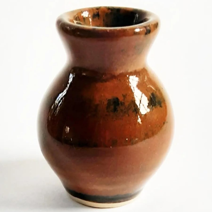 Miniature Bud Ceramic Vase 