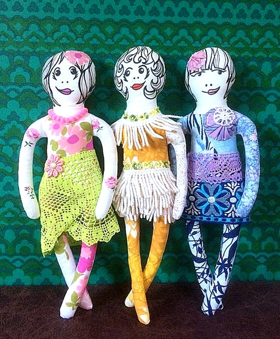 Retro Girls  -  pretty ladies made from vintage and reclaimed fabric 