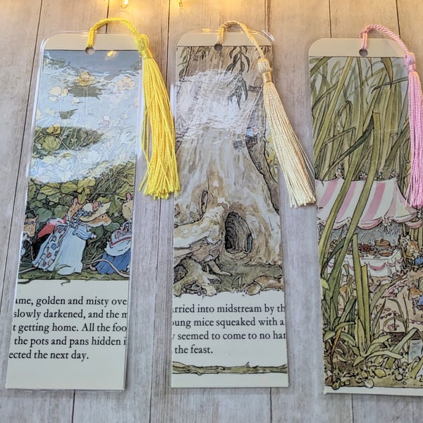 Set of three Brambly Hedge bookmarks