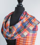 Colourful handwoven scarf - Image 4