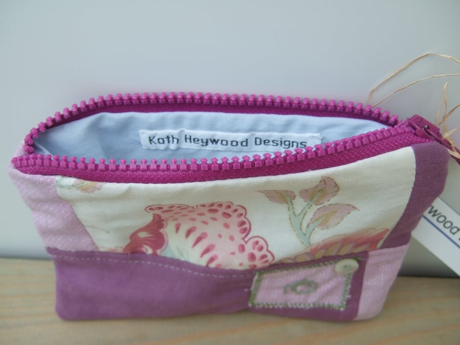 Patchwork Cosmetic Bag - Zipped Fabric Pouch