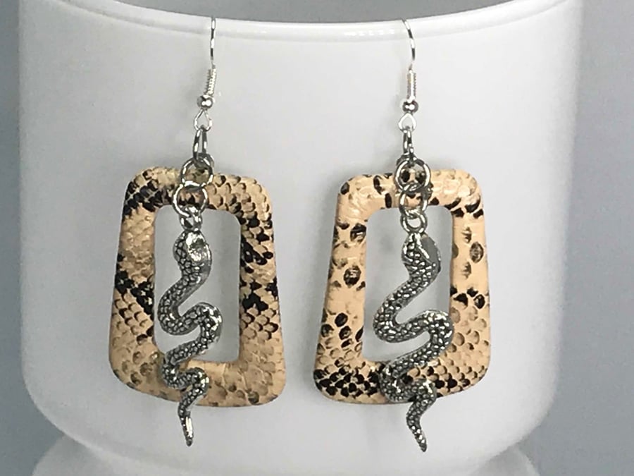 FAUX SNAKESKIN SNAKE EARRINGS retro seventies silver plated