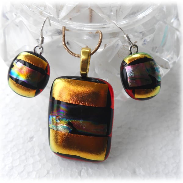 Dichroic Glass Pendant Earring Set 105 Copper Gold with gold plated chain