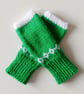 HAND KNIT Ladies Christmas Colours Wrist Warmers - Image 4
