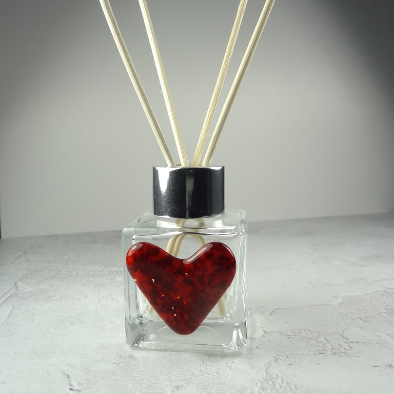 Handcrafted red heart decorated fused glass reed diffuser – A unique gift