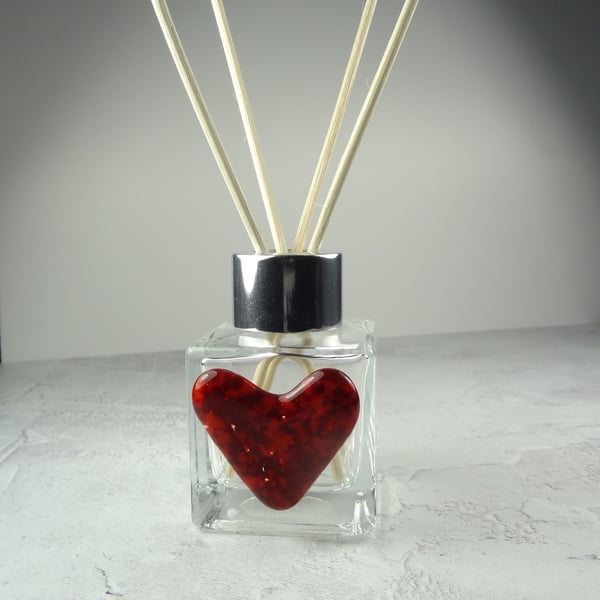 Handcrafted red heart decorated fused glass reed diffuser – A unique gift