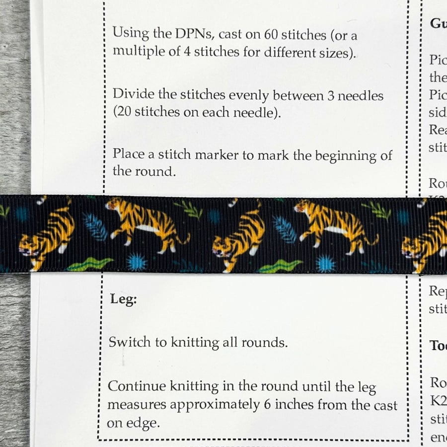 Magnetic Pattern Marker Tamer Guide - Tiger - 19.5cmA4Letter Size