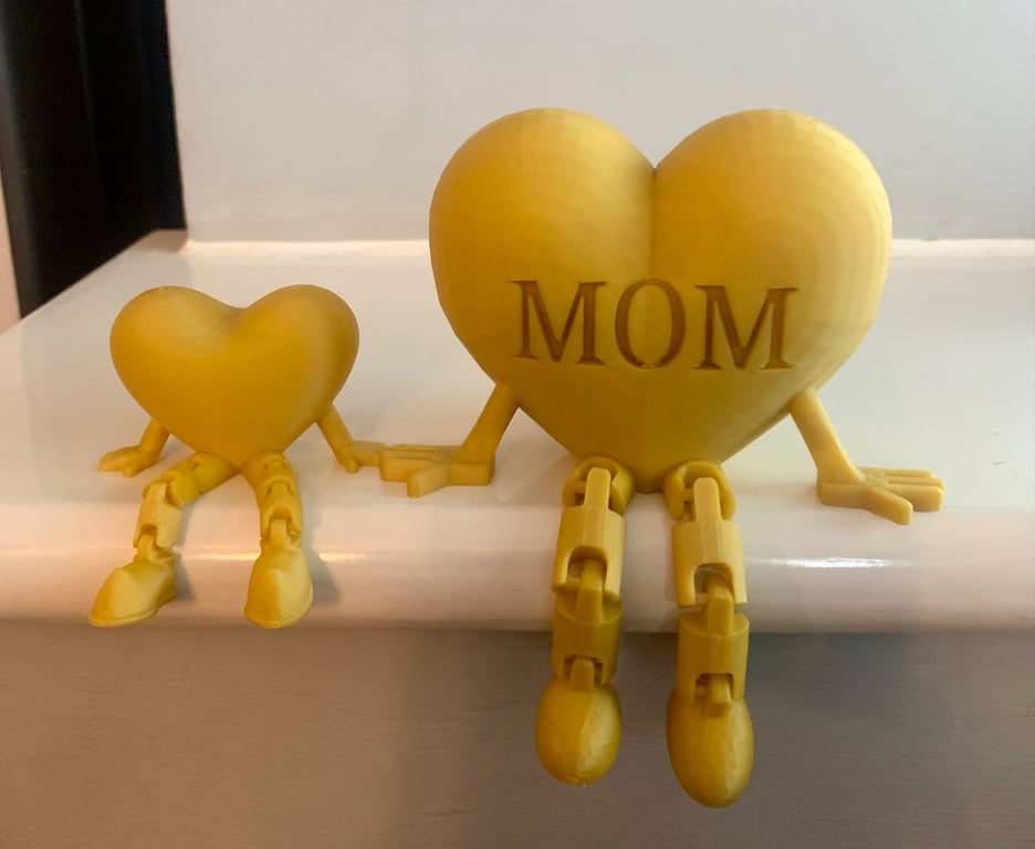 3D Printed Flexi Heart Figures - Mother & Child - Cute Gift - Decoration