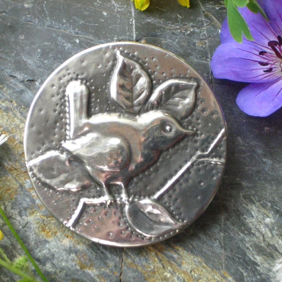 Wren Brooch, Bird Jewellery in Silver Pewter