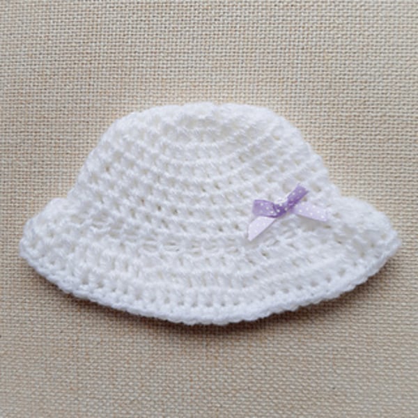 CROCHET PATTERN PDF Little White Baby Hats