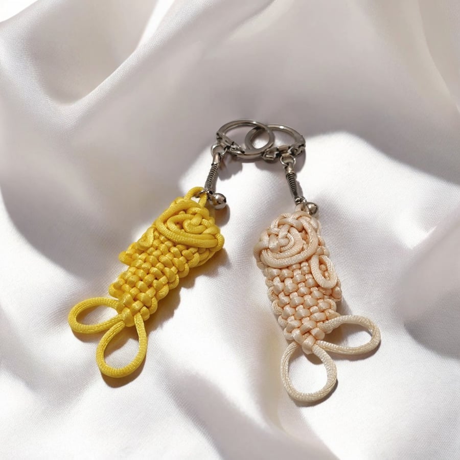 Handmade Macrame Fish Keychain – Pale Pink & Pastel Yellow