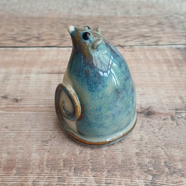 Little ceramic Mouse
