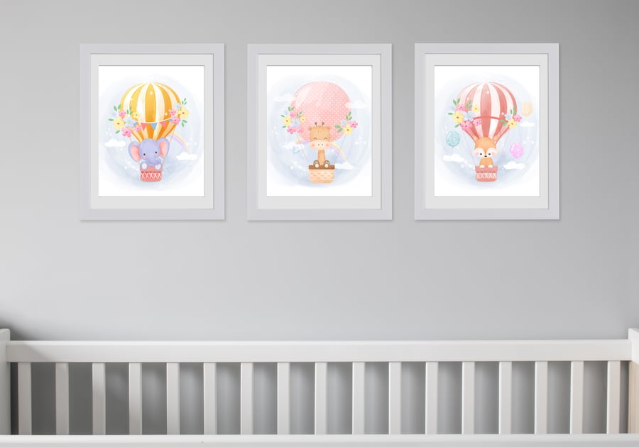 Hot air balloons and animals nursery wall prints, animals nursery decor