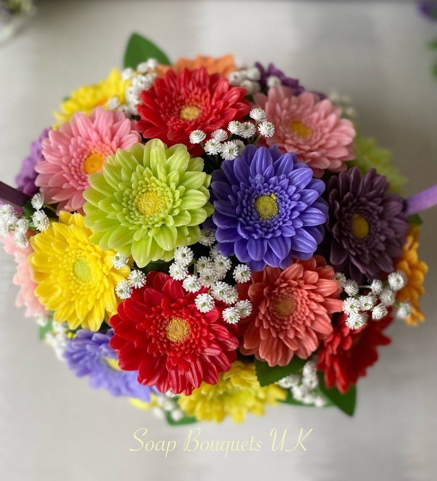 Customizable Large Gerber Daisy Soap Flowers Bouquet - Scented Artisanal Delight