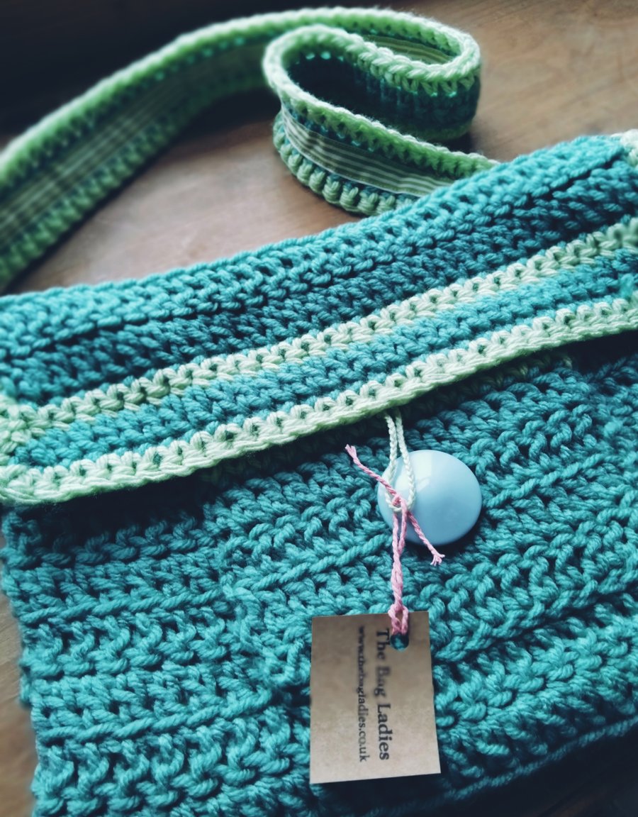 Crochet satchel