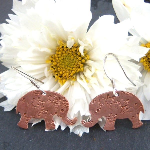 Elephant earrings in copper