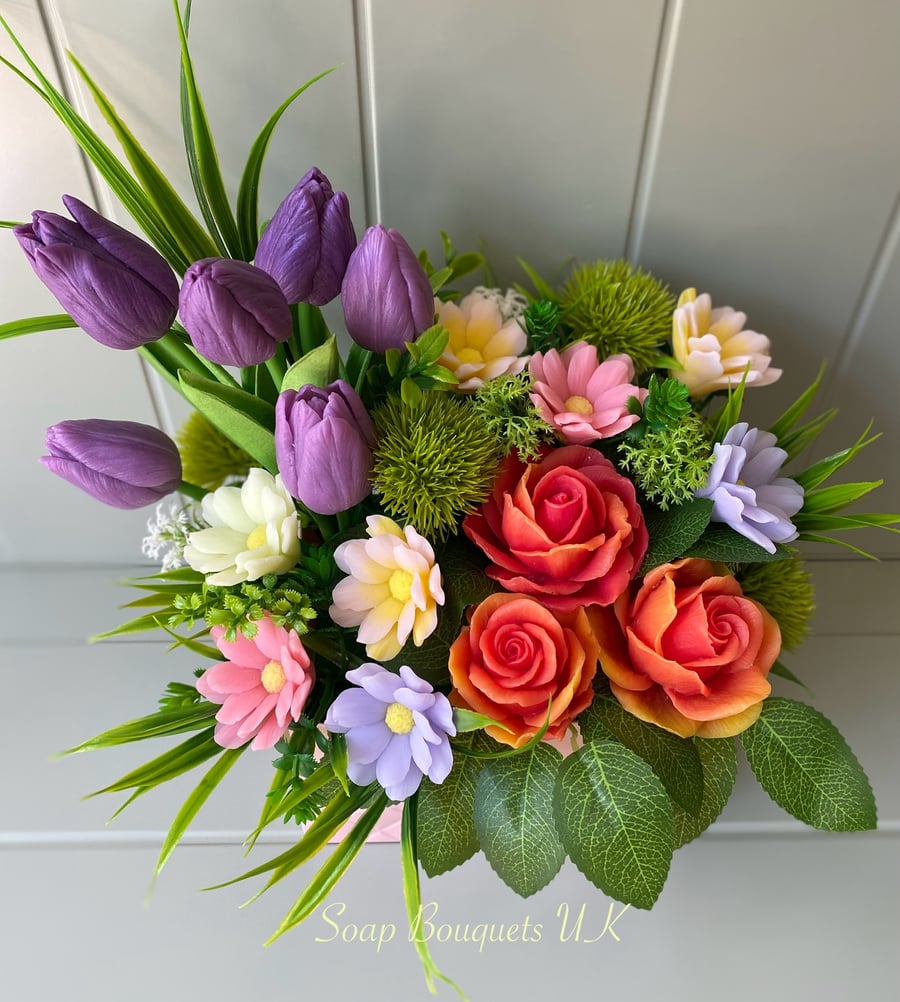 Personalized Handcrafted Soap Flower Arrangement: Tailored Gift for Any Occasion