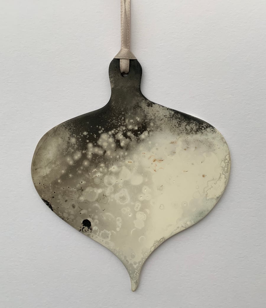 Ceramic Xmas Hanging Decoration Bauble
