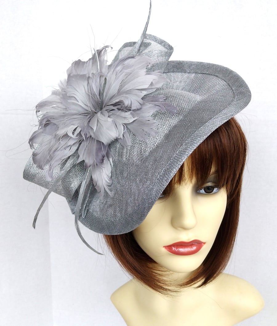 Madelaine Silver hat or hatinator