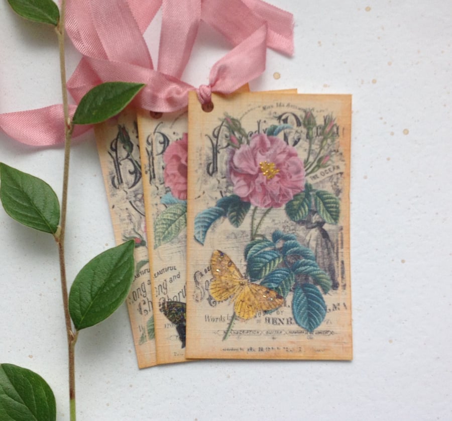 GIFT TAGS  ( set of 3 ) .Vintage -style  ' Pink Roses '..ready to ship