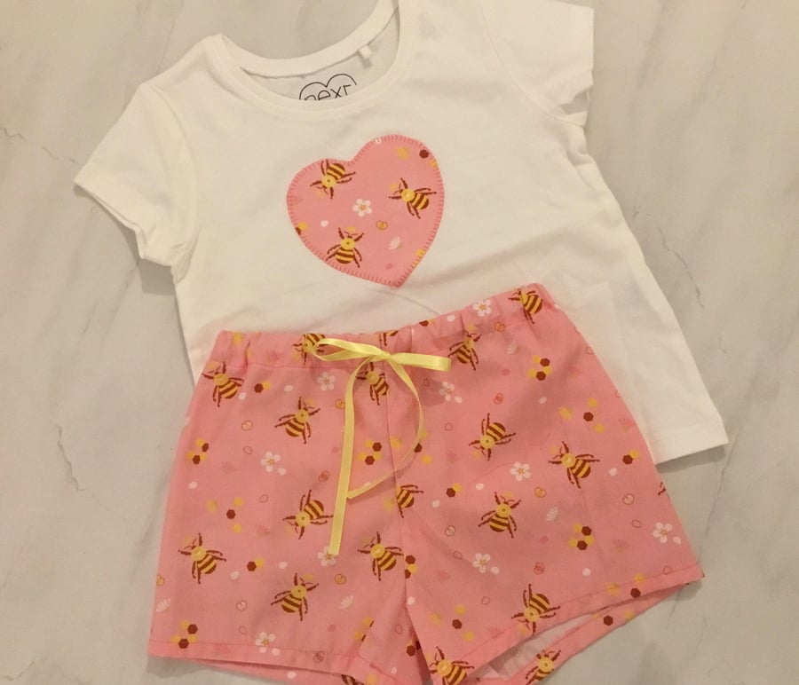 Toddler girl shorts and tee set, bumble bee shorts and top, 12-18 month, 1-2 yr