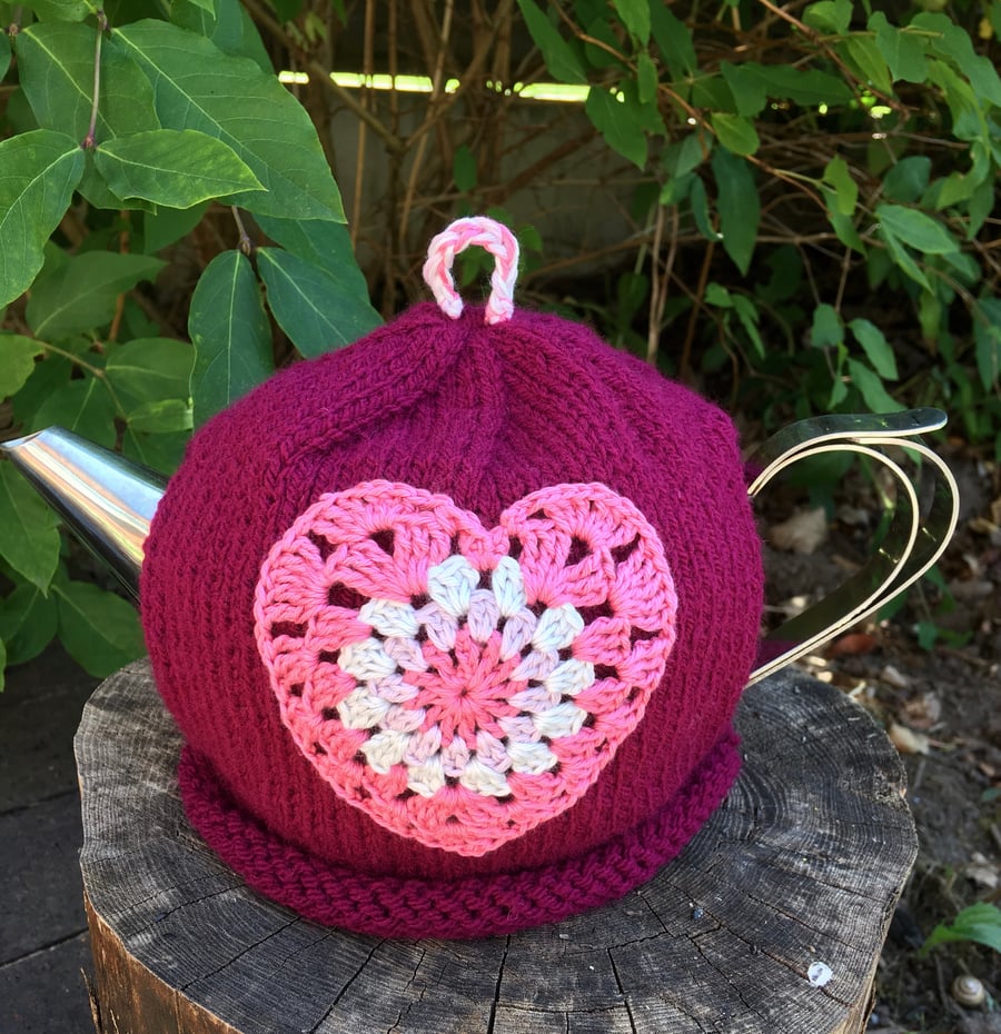 Crochet Heart Tea Cosy, Pink Granny Stitch Heart Tea Cosie