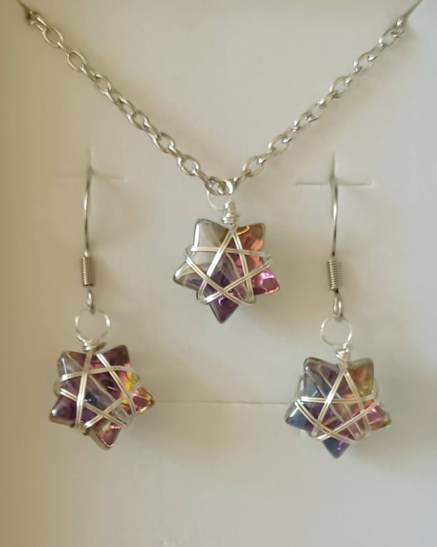 Wire Wrapped Star Necklace and Earrings - Green, Purple and Pink