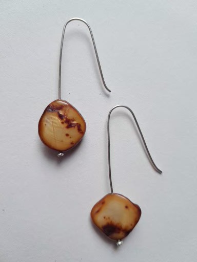 Recycled silver and shell earrings 