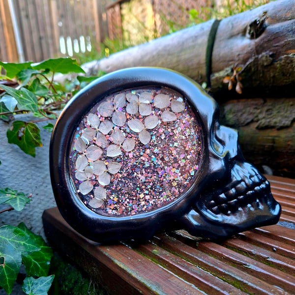 Goth brain upcycled resin photo frame Valloween Valentines emo skull floral