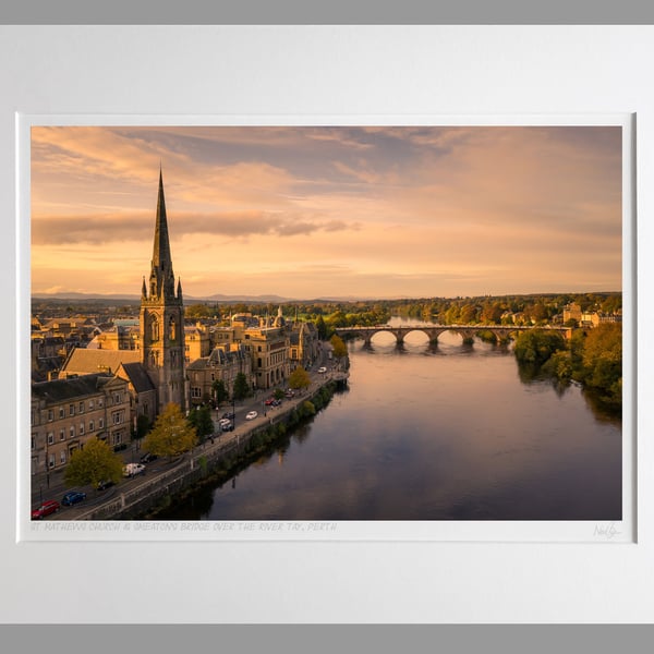 Perth, River Tay & Smeaton's Bridge, Scotland - A3 (50x40cm) Unframed Print