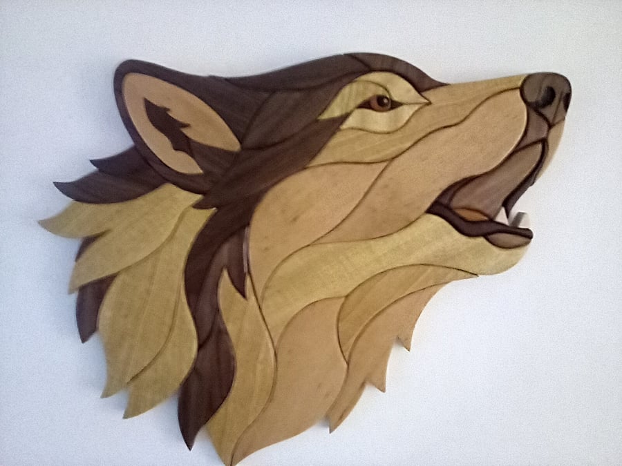 Wolf wooden wall plaque