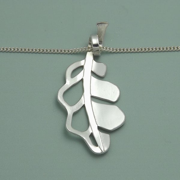 Sterling Silver Oak Leaf Pendant – Strength and Endurance