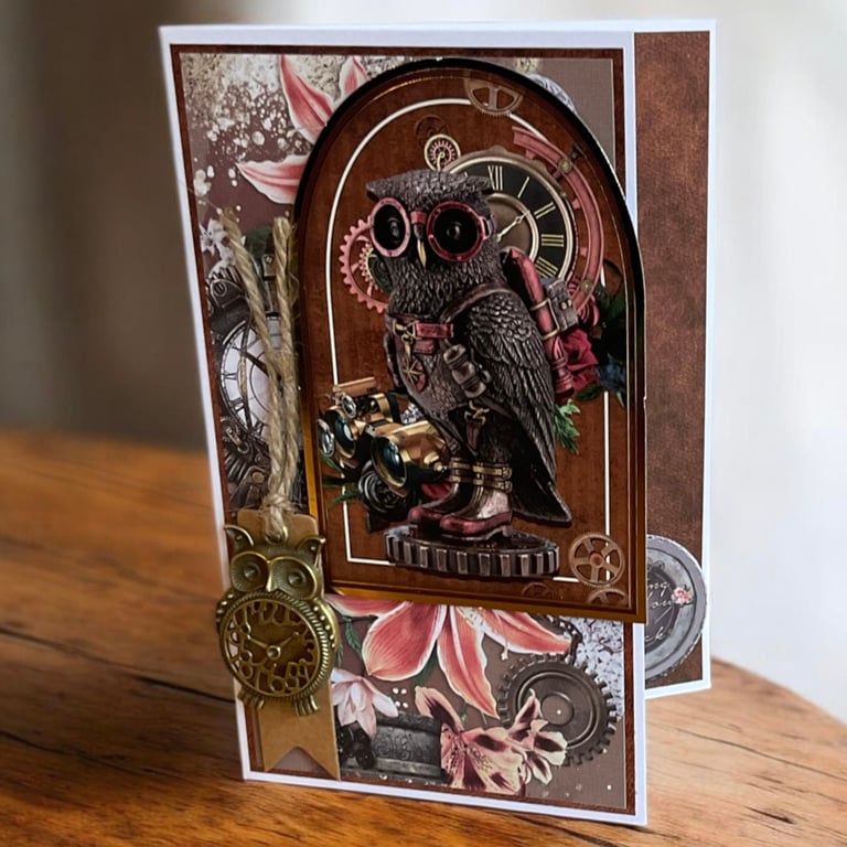Steampunk Brass Owl Keepsake Card. Vintage Clockwork Owl Design