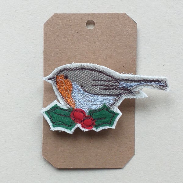 Embroidered Robin Brooch