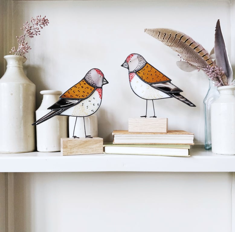 Linnet Glass Sculpture 