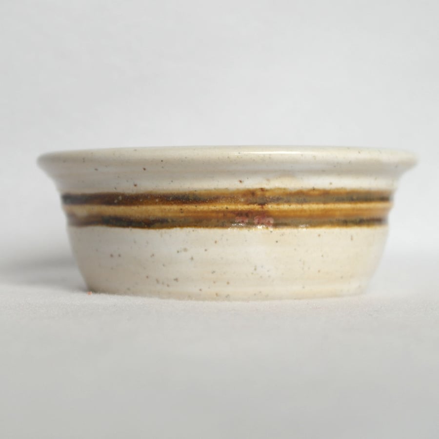 19-28 Flat bottomed bowl 12.5cm 
