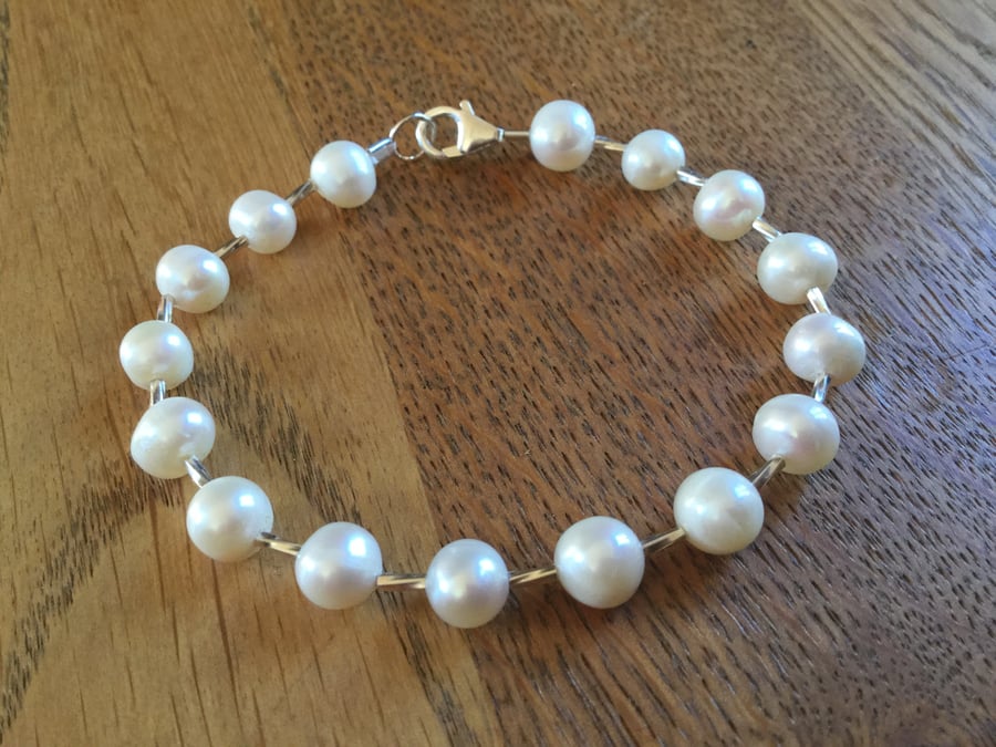 Twisted pearl deals bracelet