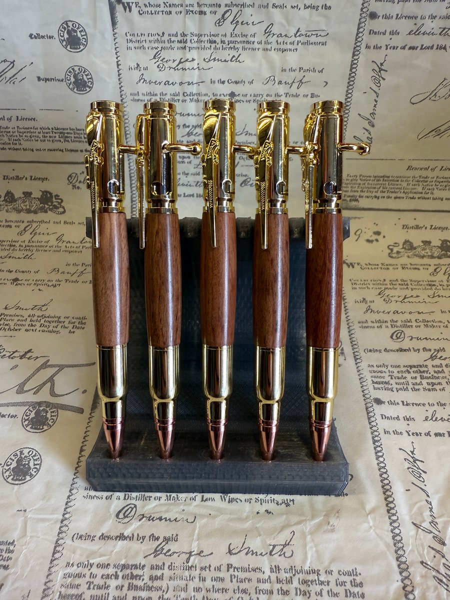 Bolt action pen with Whisky barrel Oak body