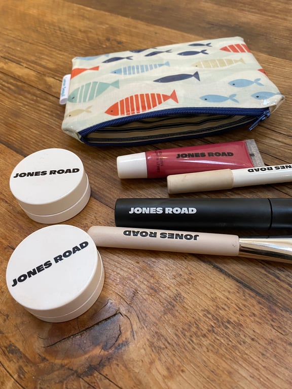 Oil Cloth Make Up Bag (803)