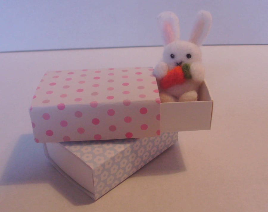NEEDLE FELTED RABBITT