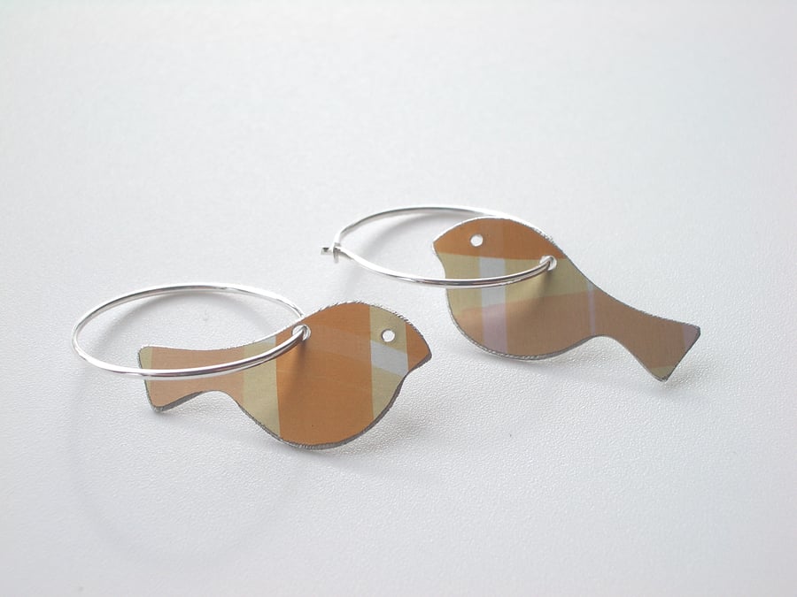 Bird earrings in yellow checks