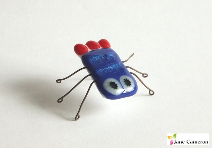 Kiln Bugz! Fantasy Beetle Insect Ornament Decoration in Fused Glass. bugz015