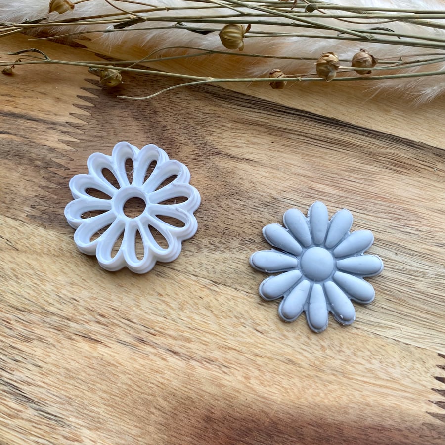 Daisy flower Embossed Imprint Cutter for Polymer clay jewellery making