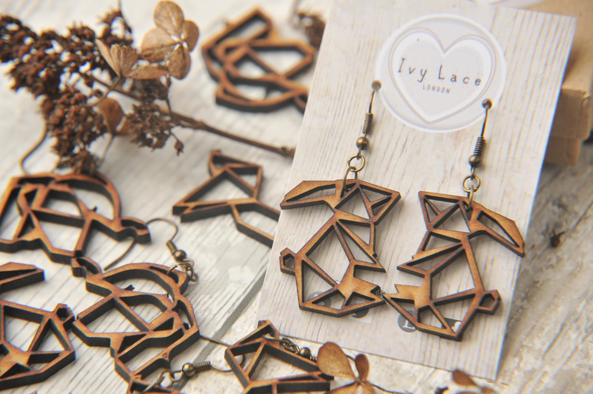 Ivy Lace London