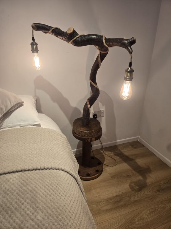 Rustic Freestanding lamp