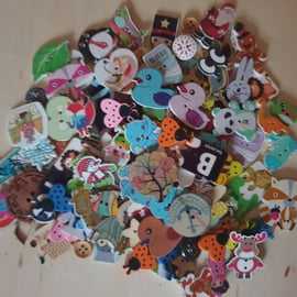 Button Mix - Pack of 20 Random Mix Buttons - FREEPOST - Scrapbook - Cardmaking